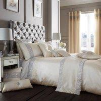 https://www.burton.co.uk/product/smart-living-premium-polycotton-onyx-duvet-cover-with-pillowcases_p-485ad8ed-77fe-4c8a-9bf2-eed557939a46?colour=Cream&size=Single