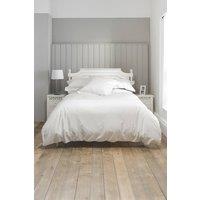 https://www.burton.co.uk/product/the-lyndon-company-800-thread-count-100-cotton-luxury-hotel-quality-duvet-cover-set_p-228bef83-9b35-4f01-9a3a-8db8d16532e3?colour=White&size=Super%20King