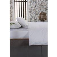 The Lyndon Company Luxury 200 Thread Count 100% Cotton Fitted Sheets in White | Size: Double Fitted