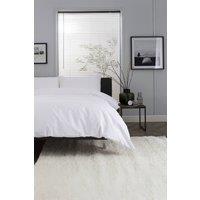 https://www.burton.co.uk/product/the-lyndon-company-luxury-100-cotton-200-thread-count-duvet-cover-set_p-d8a49416-7375-4c8b-8fa2-edef17ad40c2?colour=White&size=Super%20King