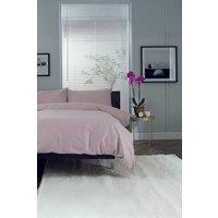 https://www.burton.co.uk/product/the-lyndon-company-luxury-100-cotton-200-thread-count-duvet-cover-set_p-d8a49416-7375-4c8b-8fa2-edef17ad40c2?colour=Pink&size=Super%20King