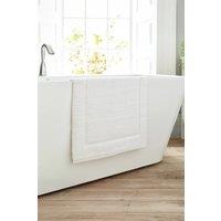 https://www.burton.co.uk/product/deyongs-deyongs-quik-dri-100-cotton-zerotwist-towels-fast-drying-multi-size-colour-range_p-5754cb40-e87b-4ff7-b57d-974a2eb0129e?colour=White&size=Hand%20Towel