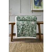 https://www.burton.co.uk/product/deyongs-luxury-soft-cosy-warm-fleece-sherpa-large-throw-secret-garden-green-140x180cm_p-c8efe60e-9b0f-41c7-a2b8-ef328f508ab0?colour=Green&size=140cm%20x%20180cm