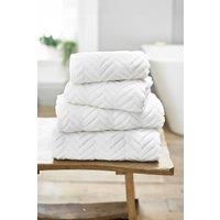 https://www.burton.co.uk/product/the-lyndon-company-catalonia-zerotwist-cotton-towels_p-8649e1a6-e260-4755-b839-336f0c152123?colour=White&size=Hand%20Towel%20Pair