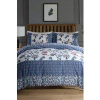 https://www.burton.co.uk/product/deyongs-everyday-easycare-cotton-rich-bedding-duvet-set-jacobean-blue_p-d0866cae-2838-4fe5-921a-091ec32bfdbf?colour=Multi&size=King
