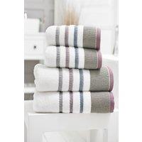 https://www.burton.co.uk/product/deyongs-portland-supersoft-ultra-absorbent-cotton-towels_p-3f42bd1e-fc88-4ba2-b3fb-0e05d65359c4?colour=Walnut&size=Bath%20Towel