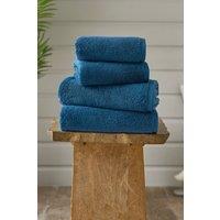 https://www.burton.co.uk/product/deyongs-sanremo-100-combed-cotton-soft-absorbent-700gsm-towels_p-ca31e332-003c-4787-9735-6285b2d15ed8?colour=Blue&size=Face%20Towel%20x%204