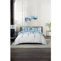 https://www.burton.co.uk/product/the-lyndon-company-string-of-pearls-100-cotton-digital-print-duvet-cover-set_p-57eda60c-b519-4fe9-80ae-5f64527acc74?colour=White&size=Super%20King