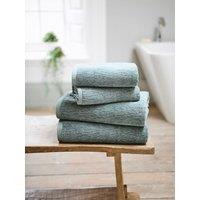https://www.burton.co.uk/product/the-lyndon-company-linwood-premium-towels-ultra-soft-700gsm-100-cotton-soft-absorbent_p-21a9ee27-67da-4f24-84fa-4e43774782e6?colour=Green&size=Hand%20Towel