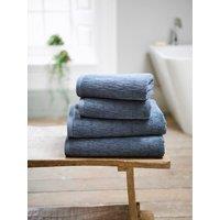 https://www.burton.co.uk/product/the-lyndon-company-linwood-premium-towels-ultra-soft-700gsm-100-cotton-soft-absorbent_p-21a9ee27-67da-4f24-84fa-4e43774782e6?colour=Blue&size=Bath%20Sheet