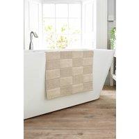 https://www.burton.co.uk/product/the-lyndon-company-egyptian-spa-1600gsm-cotton-bath-mat-ultra-plush-absorbent-luxury-spa-feel-55x85cm_p-92b68bdb-a0b3-493d-ae47-dd2805bbc2f2?colour=Natural&size=Bath%20Mat