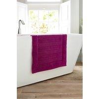 https://www.burton.co.uk/product/deyongs-bliss-pima-100-cotton-bath-mat-50x80cm-ultrasoft-1600gsm-plush-bathroom-rug_p-d173f0b2-9669-4bfd-bb51-0071b1e3e66a?colour=Pink&size=Bath%20Mat