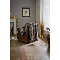 https://www.burton.co.uk/product/deyongs-luxury-soft-cosy-warm-fleece-sherpa-folkloric-nutcracker-throw-navy-130x170cm_p-6026cd9b-8baf-411a-b7b6-4dc596d23d74?colour=Navy&size=130cm%20x%20170cm