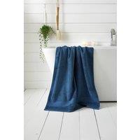 https://www.burton.co.uk/product/the-lyndon-company-poloma-supersoft-100-cotton-towels-ultra-absorbent-700gsm-face-hand-bath-sheet-sizes_p-e2eea5c1-1ddc-45d7-9417-f0371be56163?colour=Mid%20Navy&size=Hand%20Towel
