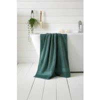 https://www.burton.co.uk/product/the-lyndon-company-poloma-supersoft-100-cotton-towels-ultra-absorbent-700gsm-face-hand-bath-sheet-sizes_p-e2eea5c1-1ddc-45d7-9417-f0371be56163?colour=Bottle%20Green&size=Bath%20Towel