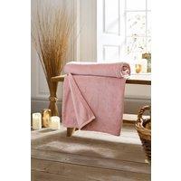 https://www.burton.co.uk/product/deyongs-snuggle-touch-super-soft-solid-colour-fleece-throw_p-3115e33c-13d0-4349-8682-1c5b4f2206dc?colour=Pink&size=140cm%20x%20180cm