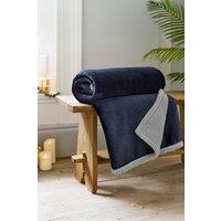 https://www.burton.co.uk/product/deyongs-hazelwood-super-soft-flannel-sherpa-throw---130-x-170cm-fleece-blanket_p-2140a10c-9c75-4af0-b633-603f37fff007?colour=Navy&size=130cm%20x%20170cm
