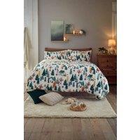 https://www.burton.co.uk/product/deyongs-winter-walk-fleece-duvet-cover-set-with-sherpa-back-soft-printed-bedding-with-zip-fastening_p-a24d9036-c07e-4b3f-af77-b8264918c3af?colour=Multi&size=Double