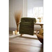 https://www.burton.co.uk/product/deyongs-alnwick-supersoft-plush-cosy-autumn-ribbed-throw---140x180cm_p-adf2ca0d-a266-4451-9701-c4f7b307394b?colour=Dark%20Olive&size=140cm%20x%20180cm