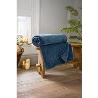 https://www.burton.co.uk/product/the-lyndon-company-luxury-coco-touch-flannel-throw-140x180cm-ultra-soft-blanket_p-9a909eef-5175-4594-a84f-e622140d17cb?colour=Navy&size=140cm%20x%20180cm