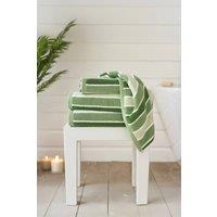 https://www.burton.co.uk/product/deyongs-luxurious-madison-soft-bci-cotton-highly-absorbent-towels_p-606ea8fe-6d5c-4b57-b5d9-e556938ff9aa?colour=Green&size=Hand%20Towel%20Pair