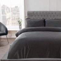 https://www.burton.co.uk/product/smart-living-luxury-soft-elegant-matte-velvet-duvet-cover-set-with-pillowcases_p-1deff0e1-442c-4569-8af6-139dec0da8cd?colour=Charcoal&size=Double