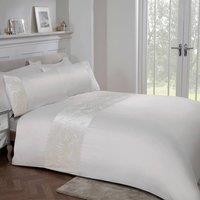 https://www.burton.co.uk/product/smart-living-luxury-floral-leaf-velvet-cuff-panel-duvet-cover-with-pillowcases_p-851ea32c-5603-43fa-863f-6880b16693f7?colour=Ivory&size=King