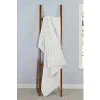 https://www.burton.co.uk/product/smart-living-ultra-soft-and-versatile-quilted-waffle-bed-spread-throw-150-x-200cm_p-f4be80c8-cd81-42bc-a583-ed86f1d865bb?colour=Natural&size=Single