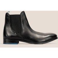 https://www.burton.co.uk/product/oswin-hyde-dennis-leather-chelsea-boots_p-8cc74e5d-d96d-468d-8901-045eb460c34b?colour=Black&size=11