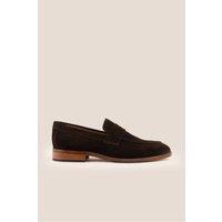 https://www.burton.co.uk/product/oswin-hyde-wyatt-classic-penny-saddle-loafers_p-3bac123a-acba-4adb-92e2-77e03b85c296?colour=Dark%20Brown&size=9
