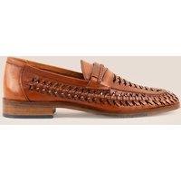 https://www.burton.co.uk/product/oswin-hyde-finley-woven-leather-loafers_p-82637192-1ea9-4709-8bc2-af8a90e991b4?colour=Tan&size=8