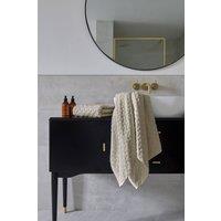 https://www.burton.co.uk/product/christy-trellis-cotton-bamboo-blend-soft-towels_p-140071ec-07b9-4c92-b08d-fd132fec77d3?colour=Light%20Beige&size=Bath%20Towel
