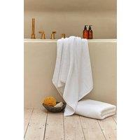 https://www.burton.co.uk/product/christy-cirrus-lightweight-fluffy-softloft-100-cotton-towels_p-43a94fd2-ac05-4002-a138-7e194dcfb9fd?colour=White&size=Bath%20Sheet