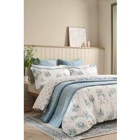 https://www.burton.co.uk/product/christy-thistle-woodland-design-reversible-cotton-duvet-cover-set_p-2ab0a76d-c45f-499a-979b-ddf4d34cbbe4?colour=Teal&size=King