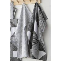 https://www.burton.co.uk/product/catherine-lansfield-larsson-geo-tea-towel-pair_p-6e16d375-a06e-43a5-bf2c-129386df2d57?colour=Grey&size=One%20Size