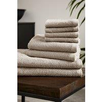 https://www.burton.co.uk/product/catherine-lansfield-quick-dry-cotton-8-piece-towel-set_p-c4e58990-62ab-49b5-bd9f-8a8b8bd58dbe?colour=Natural&size=One%20Size