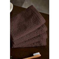 https://www.burton.co.uk/product/catherine-lansfield-quick-dry-face-cloth-4-pack_p-948534cc-c622-4f62-9653-c3e0e6f91453?colour=Chocolate&size=Face%20Towel