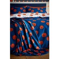 https://www.burton.co.uk/product/catherine-lansfield-halloween-pumpkins-cosy-fleece-blanket-throw_p-d1f5c7bb-5f56-4653-a41c-3234d7e43d58?colour=Navy&size=130cm%20x%20170cm