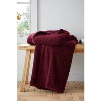 https://www.burton.co.uk/product/catherine-lansfield-so-soft-velvet-boucle-blanket-throw_p-0dbd72fc-5ab6-483b-a207-99cb20a54339?colour=Red&size=130cm%20x%20170cm