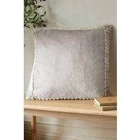 https://www.burton.co.uk/product/catherine-lansfield-velvet-and-faux-fur-55x55cm-cushion_p-1b79be2e-5442-4aca-9c8d-561cd5f40350?colour=Natural&size=55cm%20x%2055cm