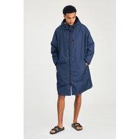 https://www.burton.co.uk/product/tokyo-laundry-mid-length-waterproof-changing-robe_p-40152074-4dd2-4641-9e16-2d8ad00d622f?colour=Navy&size=L/XL