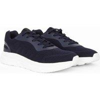 https://www.burton.co.uk/product/crosshatch-lennart-trainers_p-c95fd880-072d-41d3-92e3-bf41113980a3?colour=Navy&size=7