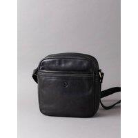 https://www.burton.co.uk/product/lakeland-leather-keswick-small-leather-messenger-bag_p-f055f72b-3008-44ab-bb9c-11bfa0ebf2ec?colour=Black&size=One%20Size