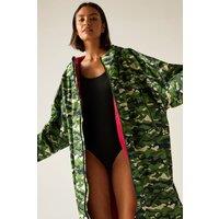 https://www.burton.co.uk/product/regatta-adult-waterproof-changing-robe_p-a0c250da-69cd-420f-9f38-8c4cf3f68ea4?colour=Green&size=L/XL