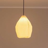 https://www.burton.co.uk/product/valuelights-astrid-geometric-origami-teardrop-paper-pleated-easyfit-lamp-shade-with-led-bulb_p-e1775004-b27b-46a3-9877-300719e2ada1?colour=White&size=One%20Size