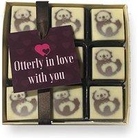 https://www.burton.co.uk/product/choc-on-choc-otterly-in-love-with-you-chocolates_p-e72321ee-ece6-49e8-87a2-7eae50aea677?colour=Chocolate&size=One%20Size