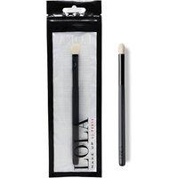 https://www.burton.co.uk/product/lola-precision-brush_p-1394020c-c08e-449c-9c37-26f56441be62?colour=White&size=One%20Size