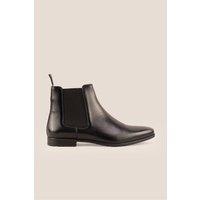 https://www.burton.co.uk/product/oswin-hyde-darwin-leather-chelsea-boots_p-55b0248d-b42f-463e-b4ce-8d2d1b62c1d6?colour=Black&size=10