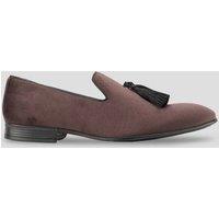 https://www.burton.co.uk/product/oswin-hyde-jacob-tassle-velvet-smoking-loafer_p-8cb7f0b0-7555-4a98-b5e9-1584a3c693d4?colour=Burgundy&size=7