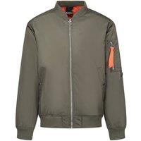 https://www.burton.co.uk/product/regatta-pro-pilot-waterproof-jacket_p-68553a93-f083-438a-bdc5-63af2bd1701b?colour=Bottle%20Green&size=XXXL